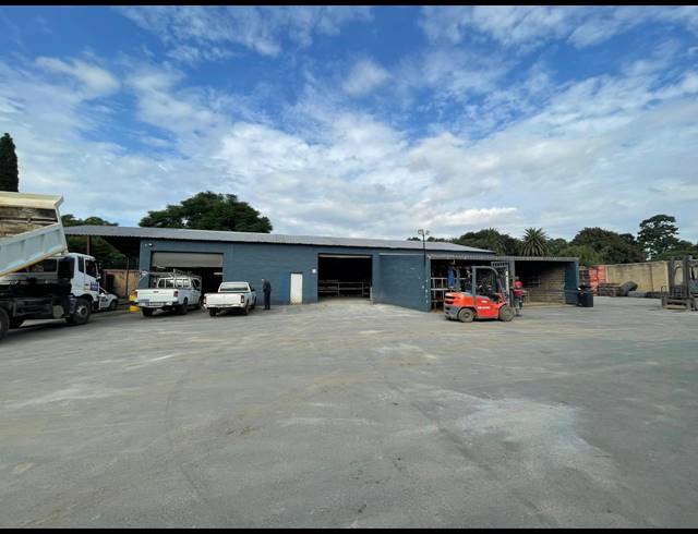 2,000M² WAREHOUSE FOR SALE IN GLEN AUSTIN AH